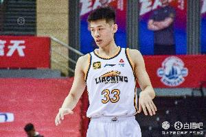 没手感！王岚嵚半场3中0一分未得 正负值-5