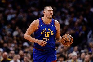 约基奇生涯第33次40+超大梦排名中锋第六位 第五是恩比德的48场