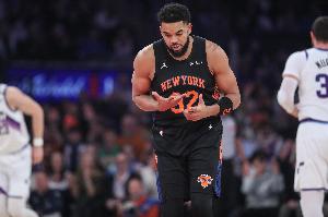 场均22.5分11.9板！明天尼克斯迎战魔术 唐斯因小腿伤势出战成疑