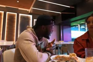 尼古拉·佩佩：C罗总在采访提梅西说明他是2号人物，他就像贝吉塔