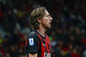 不可或缺！莫德里奇连续10场联赛踢满90分钟，本赛季意甲场场首发