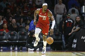 贡献不多！阿德巴约半场6中3仅拿6分3板1助1断1帽