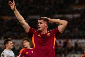 斯基拉：埃文·弗格森冬窗可能离开罗马，本赛季出战14场1球1助