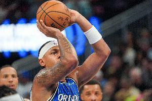 班凯罗：热火实力不俗每次交手都很有挑战性 我们很享受这种比赛