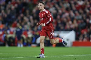 记者：维尔茨并未受伤但此前连续3场首发，可能不愿让他过度疲劳