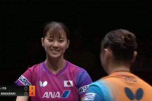 德甲直播：长崎美柚4-3伊藤美诚晋级WTT总决赛8强，将战孙颖莎王艺迪胜者