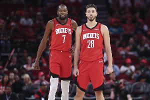 杜兰特：申京是全明星级别&他场均25+10+6 很高兴他回来了