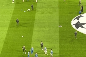 能否出场？TA：对阵曼城前，姆巴佩没有被拍到和其他替补一起热身