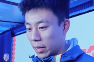 张镇麟：球队上下非常有活力 很开心和弗格并肩作战