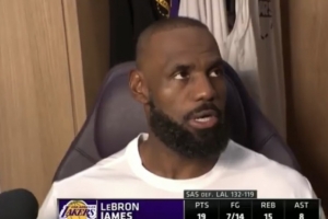 詹姆斯谈罚球劣势：比赛就是如此 有时你会得到吹罚 有时得不到