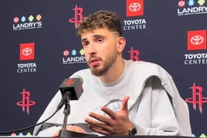 申京：快船很出色&只是这赛季没打好 祖巴茨/哈登/小卡都不好防