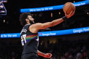 能攻善传！贾马尔·穆雷半场9中4拿到11分2板7助2断