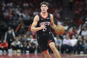 最后大空位三分不进！火记：若谢泼德这球不投 全队都会不满