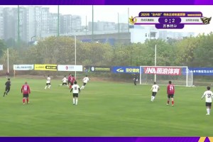 辽宁队抵达球场！姜峰、肇俊哲、徐亮、李金羽、杨旭等悉数到场