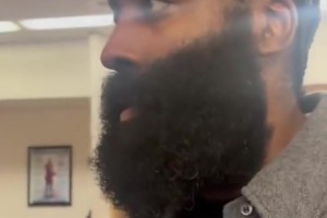 哈登盛赞：火箭很棒！申京阿门小贾都成长了！而且还有KD亚当斯